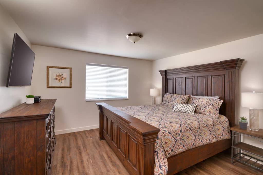 5J Top Floor Redcliff Condo, Pool & Hot Tub 모아브 외부 사진